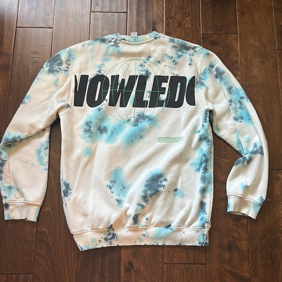 Men’s H & M Sweatshirt - Picture 3 of 3